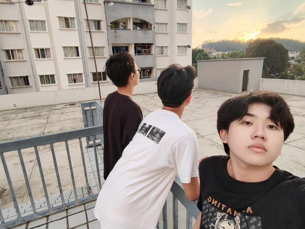 Jun En Rooftop